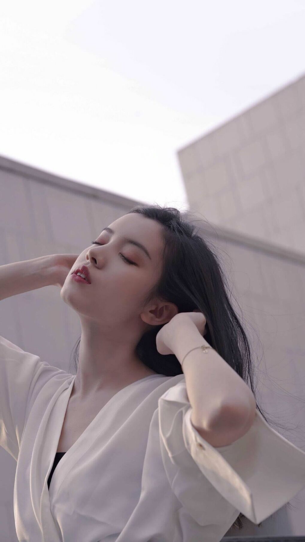 丹麦童话震撼伯纳乌!奇迹日力克马竞,孔德刷新不朽纪录