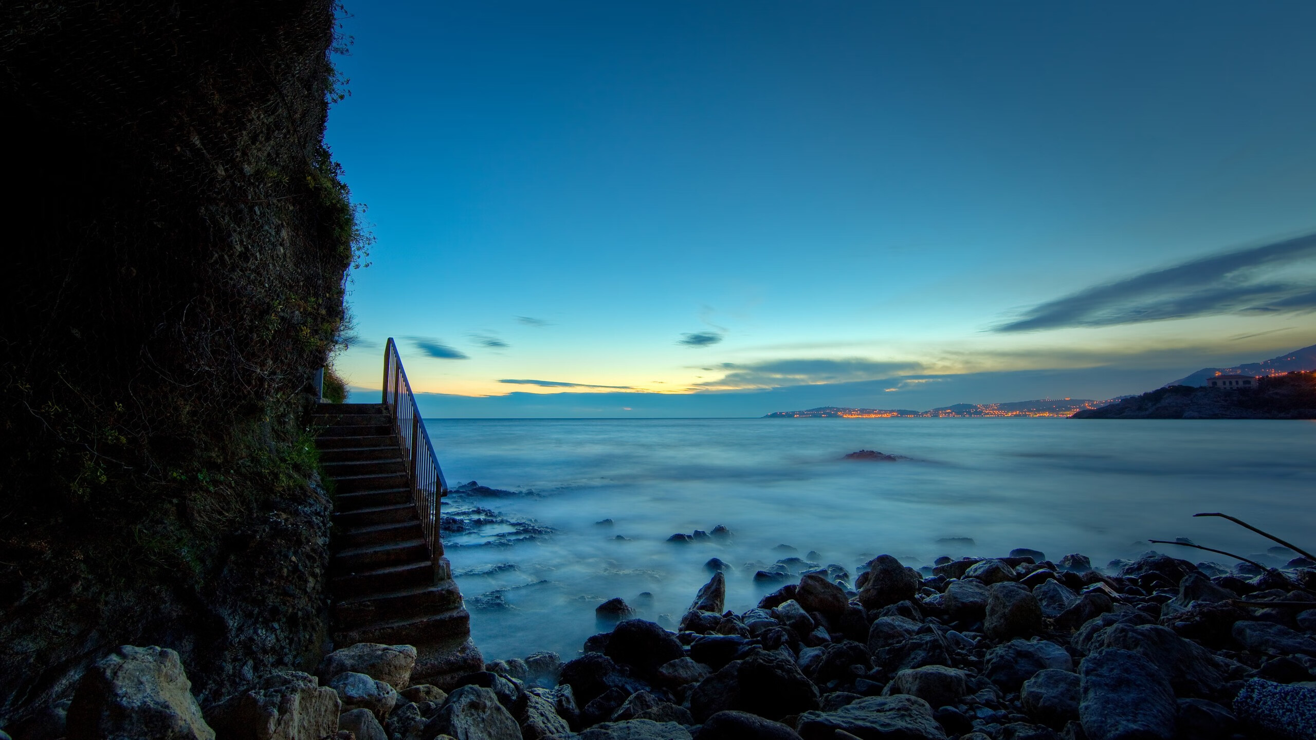 硬仗之王的加冕礼,C罗率皇家社会传奇对决巴西